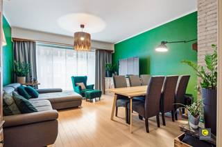 Omvangrijk gelijkvloers met 3 slaapkamers en prachtige tuin te Pulhof!Dit charmant appartement, boordevol potentieel, ligt op het gelijkvloers van...