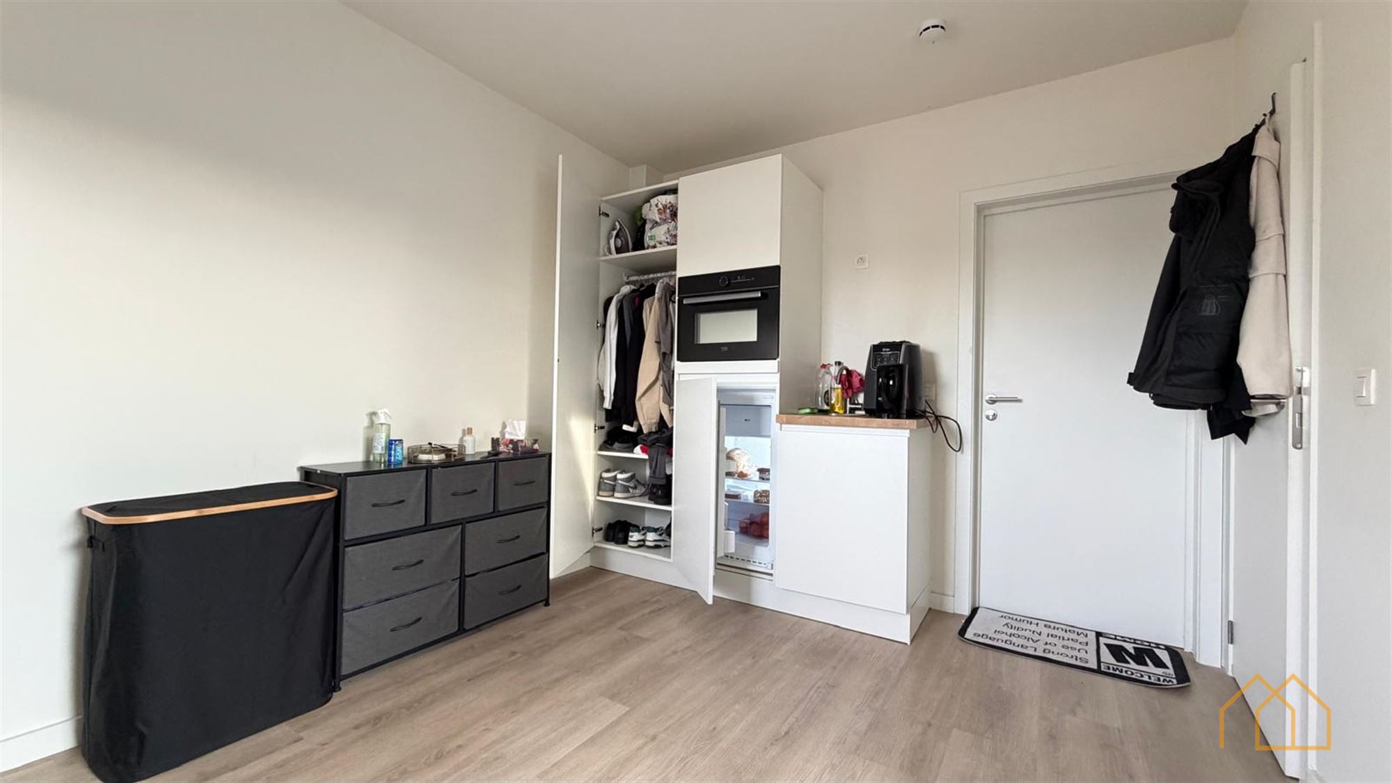 Ruime studentenflat met eigen douche en keuken - foto 4