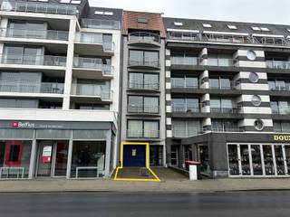 Garage for rent in Bredene