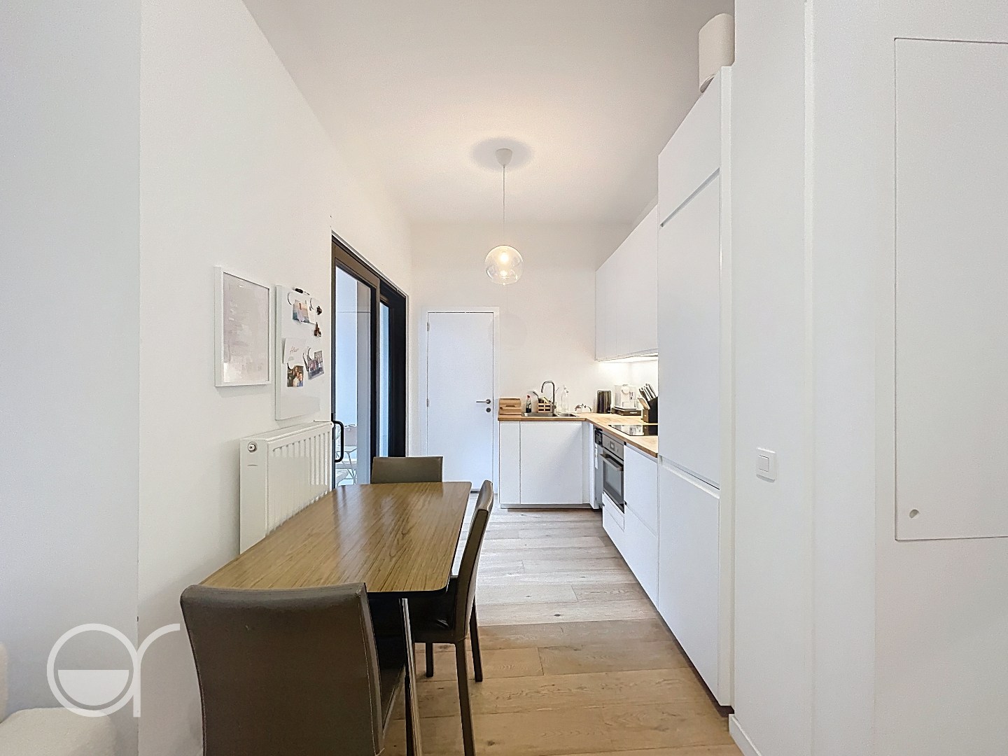 Centraal gelegen appartement met twee slaapkamers en terras - foto 5