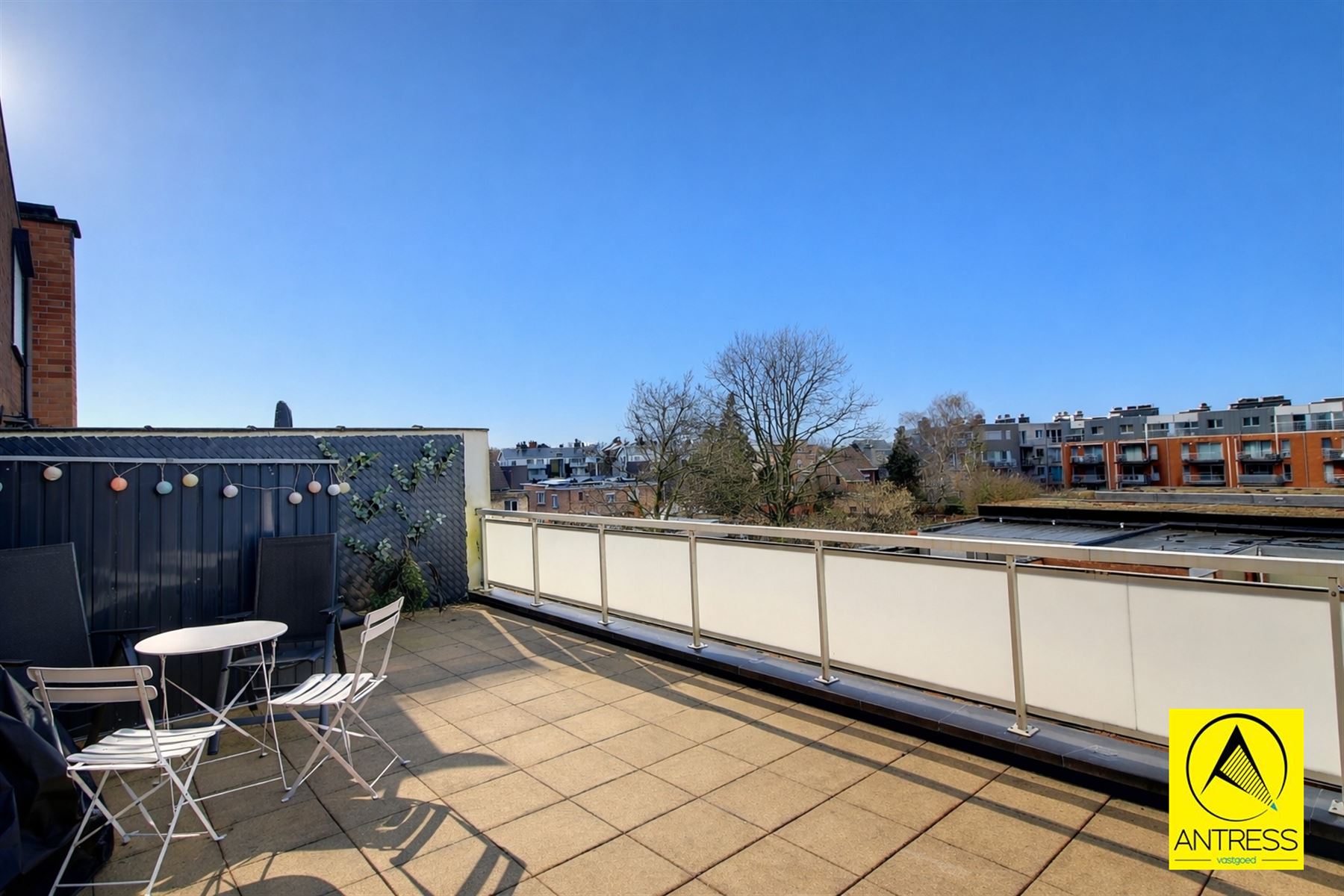 Duplex appartement van 130m² + 30m² terras met 3 slaapkamers! - foto 4
