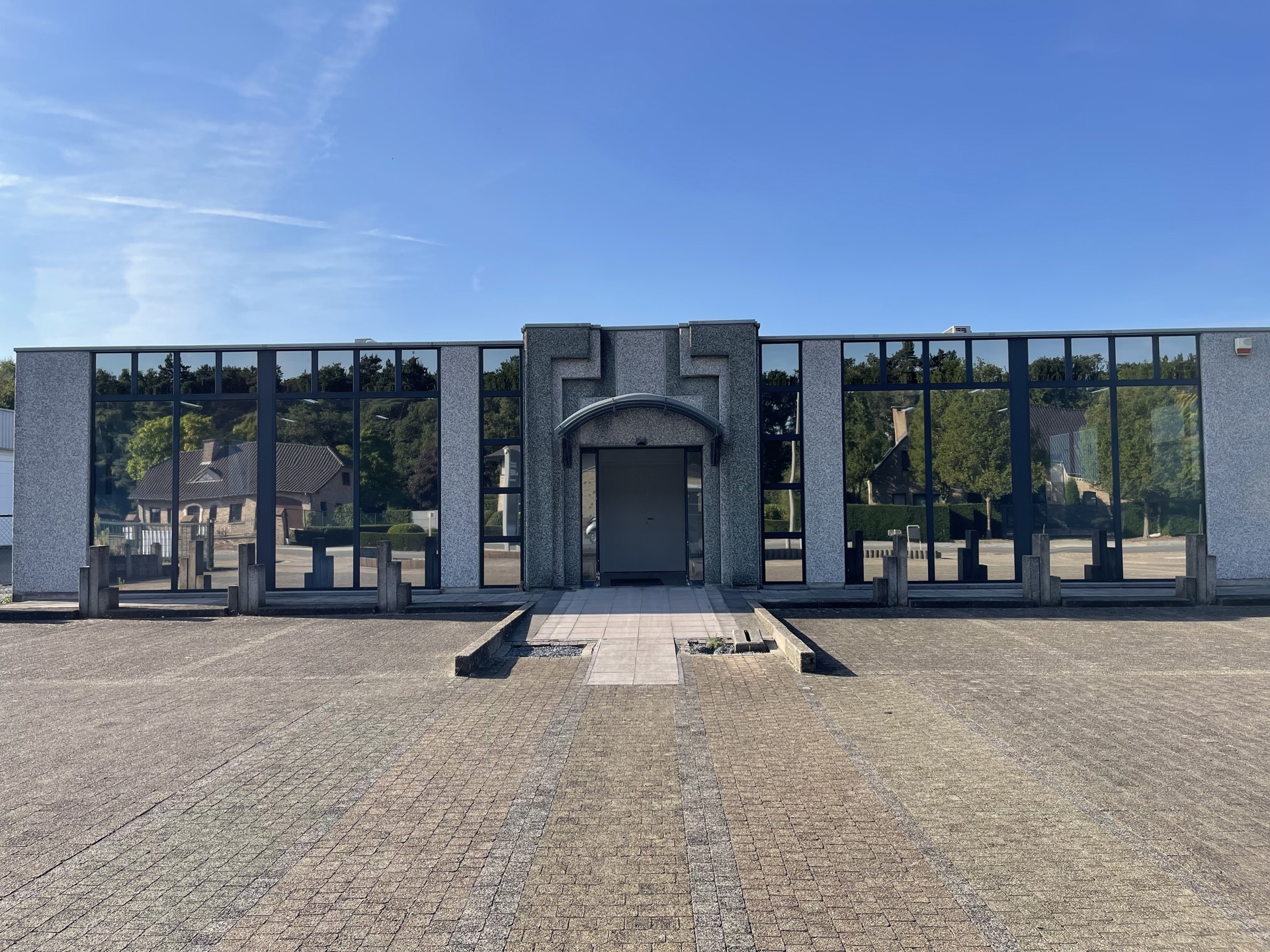 Commercial for rent in Oudsbergen