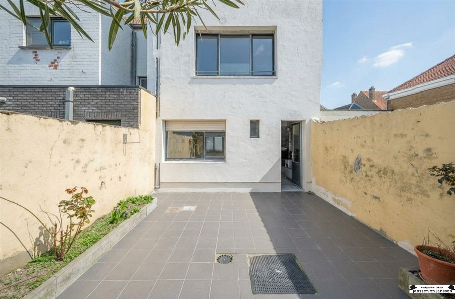 Woning met 4 ruime slaapkamers en tuin op topligging  - foto 2