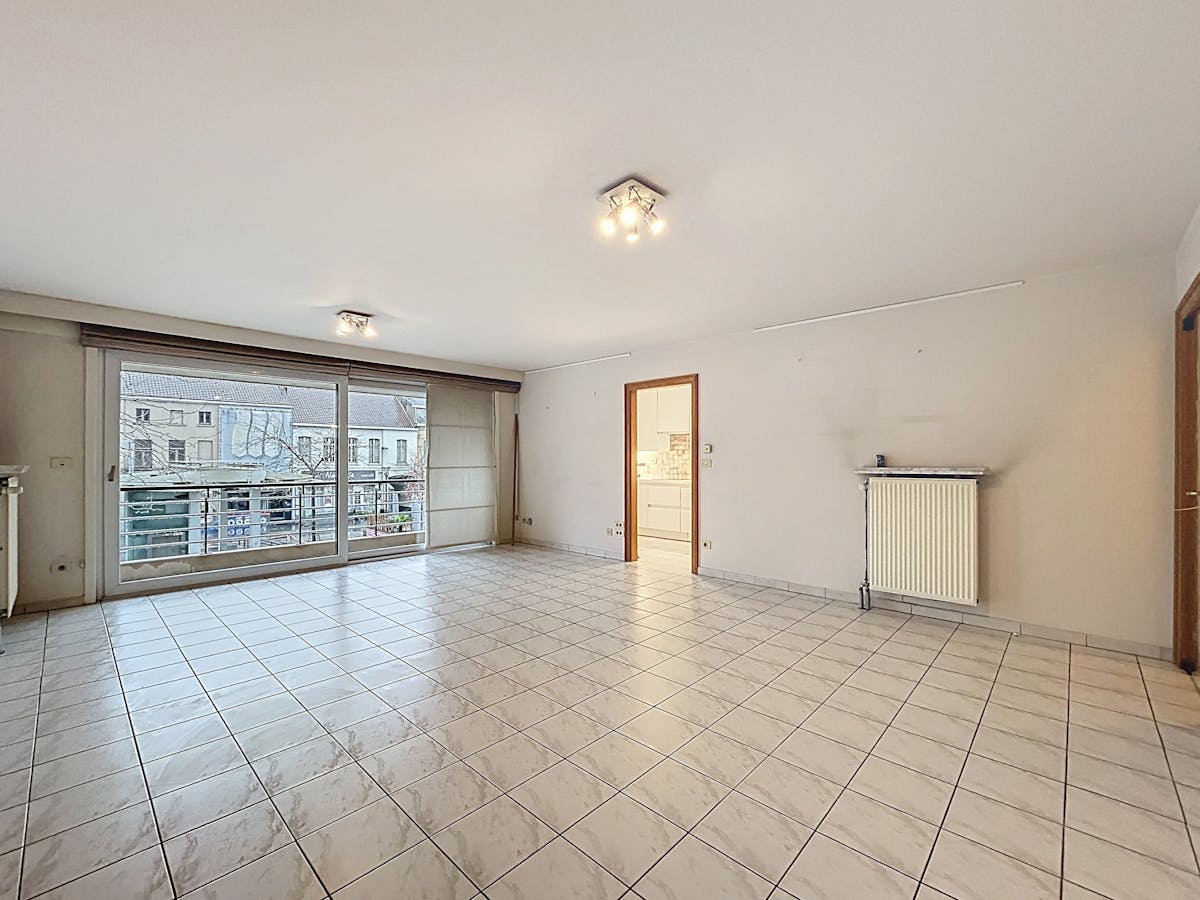 3-slaapkamer appartement te huur in Kortrijk - foto 2