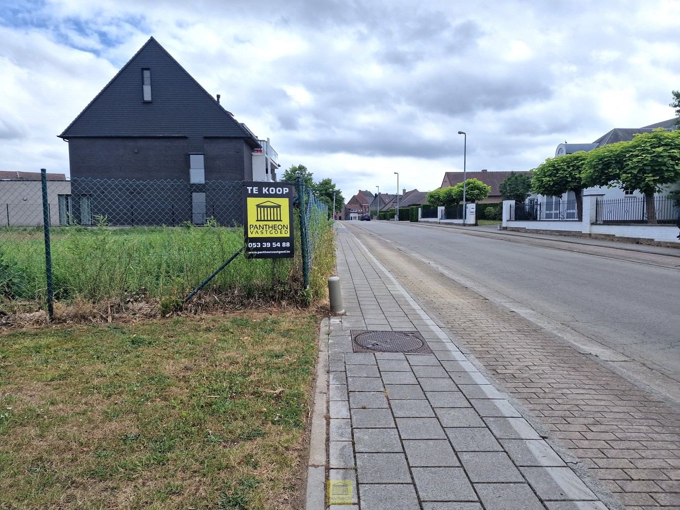 Veelzijdige bouwgrond met uitstekende Ligging – 16a34ca | Mogelijkheid tot Open Bebouwing, Tweewoonst of Projectontwikkeling - foto 5