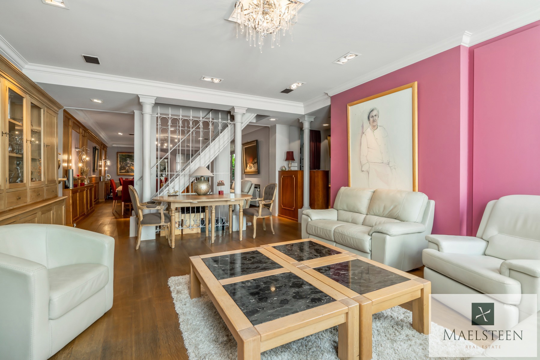 Verrassend ruime woning, centraal gelegen in hartje Brugge - foto 4