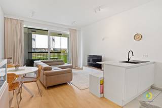 Cet appartement moderne et économe en énergie au rez-de-chaussée, construit en 2023, est situé dans un quartier calme et verdoyant au bord du canal...
