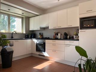 Dit instapklare appartement op de eerste verdieping is rustig gelegen op korte afstand van het strand en omgeven door een aangename woonomgeving.Bij...