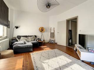 Charmante driegevelwoning van +/-120m2, Sterrebeek net op de grens met Wezembeeek-Oppem, gelegen in een groene woonwijk, bestaande uit een...