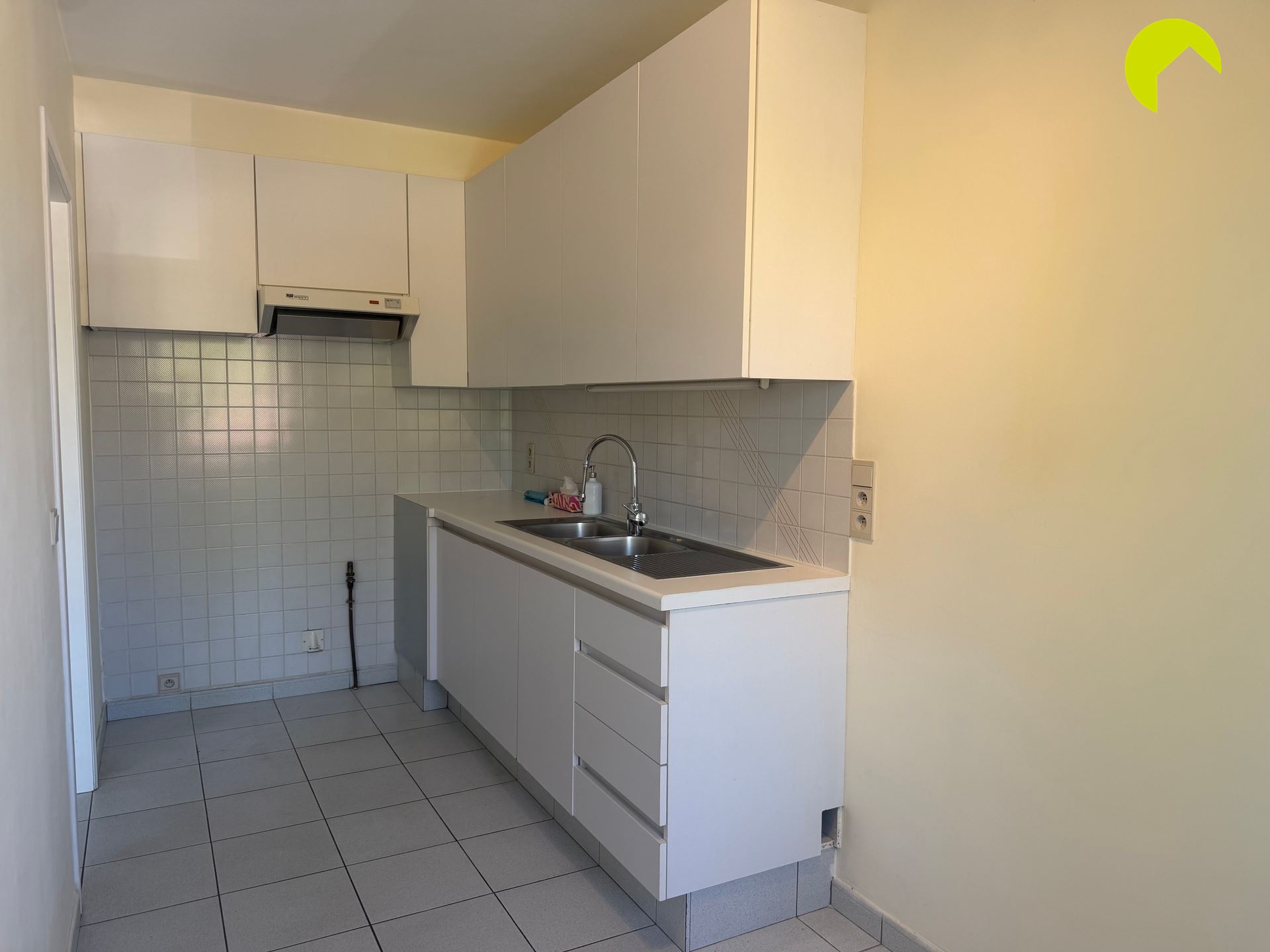 Goed onderhouden appartement met twee slaapkamers! - foto 5
