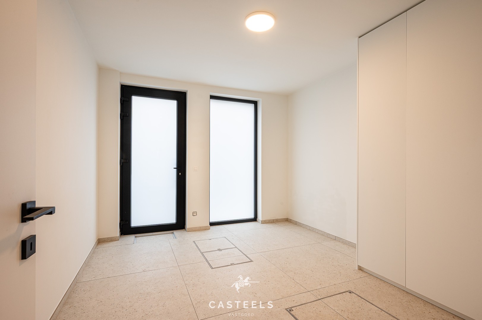 Prachtige gerenoveerde gezinswoning met grote tuin te  Wetteren - foto 3