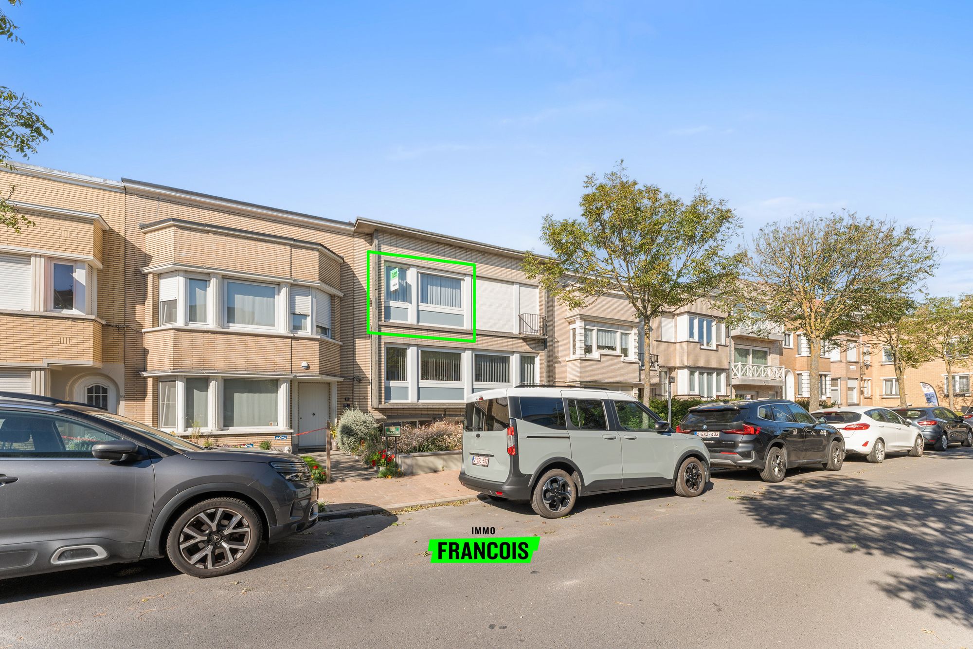 Gerenoveerd appartement met terras in kleinschalige residentie te Blankenberge - foto 1
