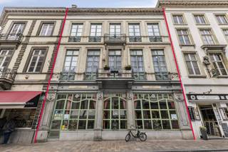 Vous rêvez de posséder votre propre entreprise dans le cœur animé de Bruges ? Cette propriété commerciale unique, actuellement exploitée avec...