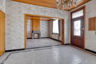 Assent: renovatie- of investeringspand te koopBen je op zoek naar een project met potentieel? Deze te renoveren of af te breken woning is gelegen in...