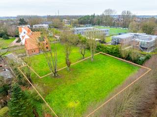 Terrain exclusif de 1 536 m² à vendre à Ypres. Voulez-vous vivre dans une grande maison près du centre-ville d'Ypres ? Il est rare qu'un terrain...