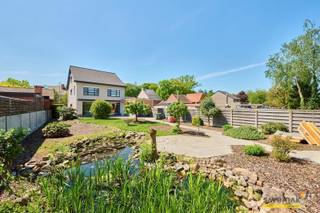 Welkom in deze prachtige woning in Balen.Hier combineert men ruimte én modern comfort. Deze charmante woning biedt een riante bewoonbare oppervlakte...