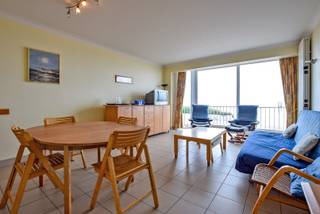 Dit ruim appartement op de begane grond op de zeedijk te Koksijde-Bad maakt deel uit van de Residentie Channel. Het appartement is voorzien van...