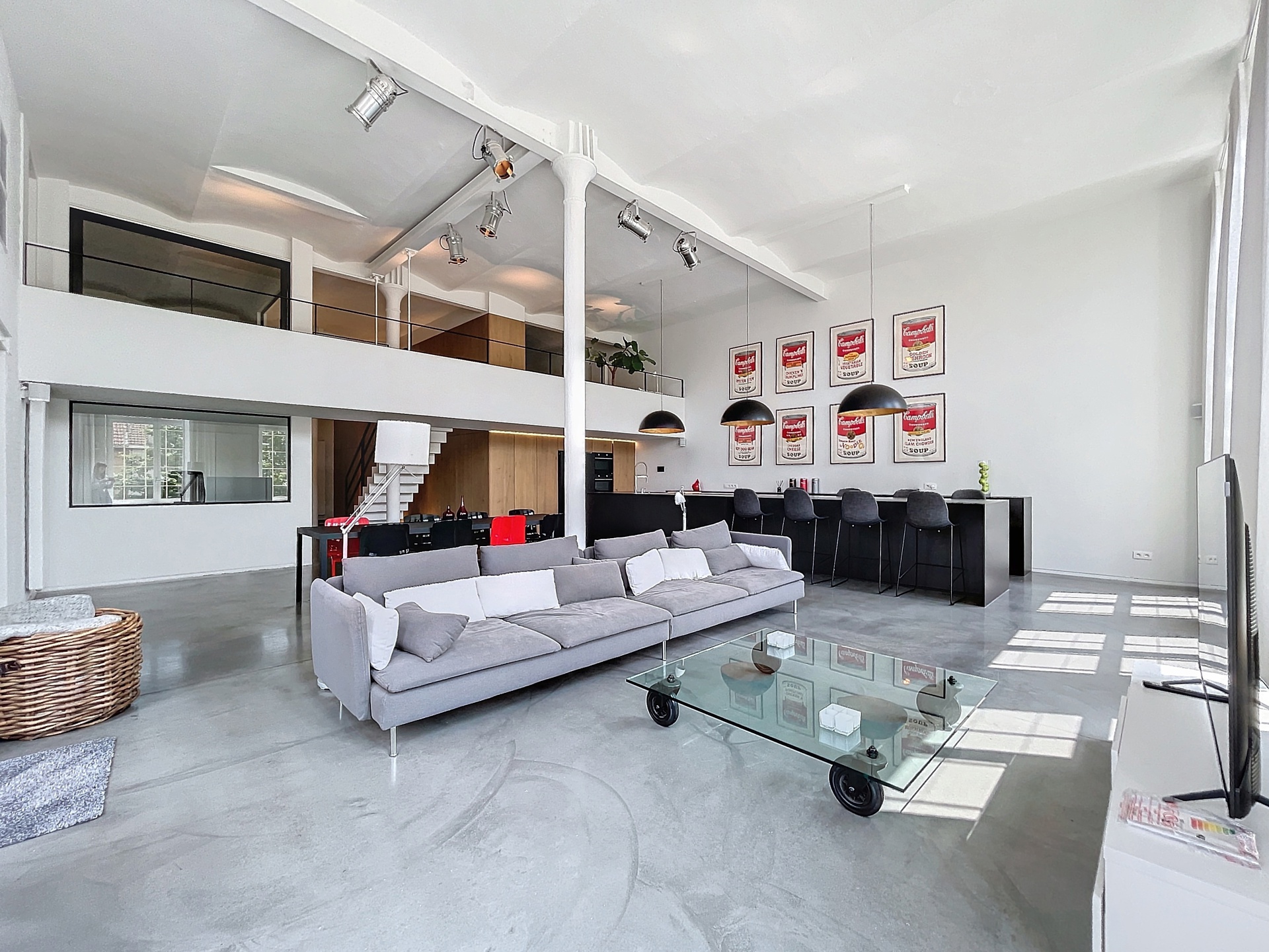 Gemeubelde uitzonderlijke loft met 2 SLPKS en terras te Gent - foto 5