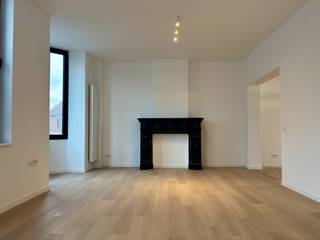 Op zoek naar een instapklaar en ruim duplex appartement op de ring van Leuven? Dan is dit een bezoek waard.Dit appartement op de 1ste verdieping...