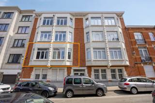 Gelegen in een rustige, charmante straat in hartje Sint-Agatha-Berchem, bevindt dit prachtig appartement zich op de eerste verdieping van een...