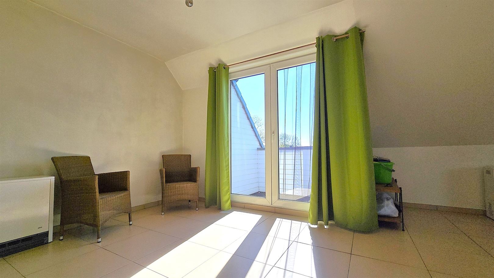 Cozy 1-bedroom apartment with terrace and nice view - photo 4