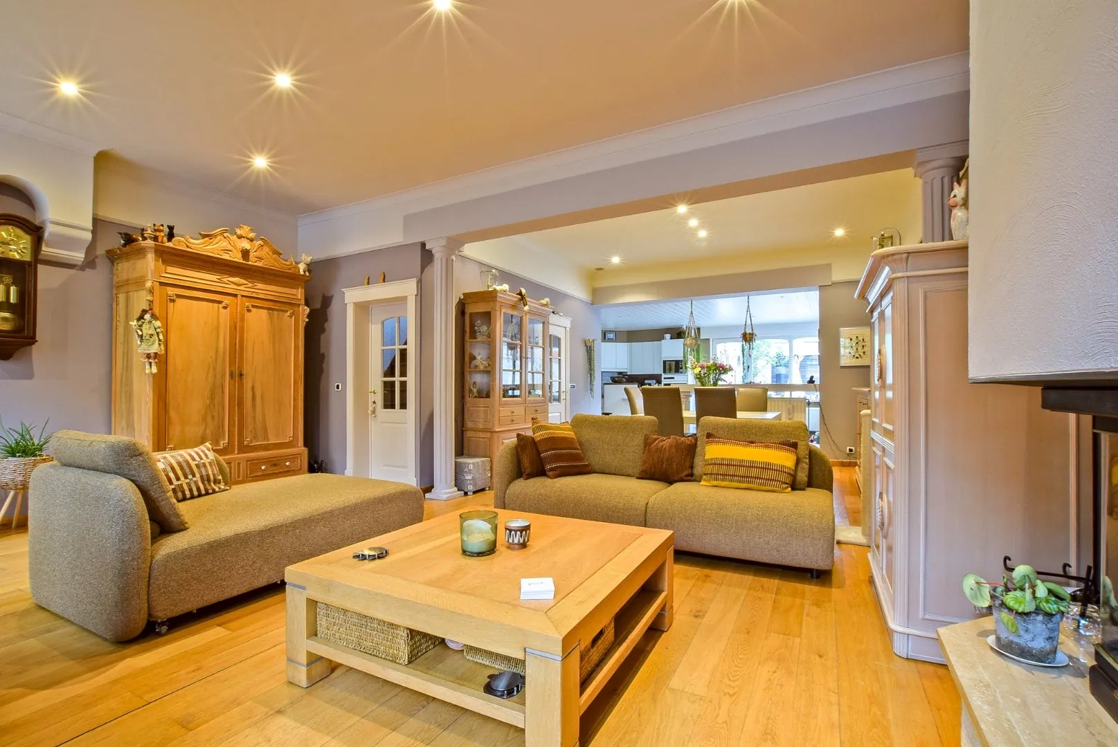 Unieke woning met 4 slaapkamers, loods en tuin in centrum Nieuwpoort-stad - foto 3