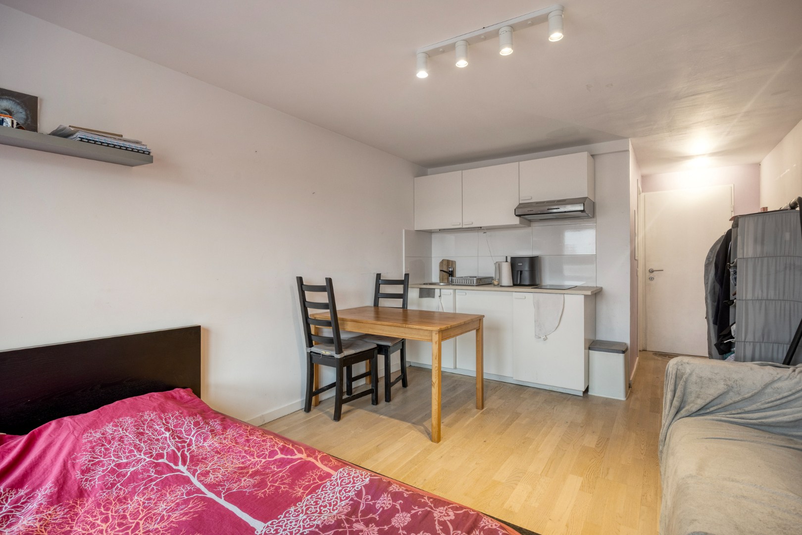 Bemeubelde studio in centrum Leuven! – EPC 213 kWh/m² - bewoonbare opp. 25 m² - foto 4