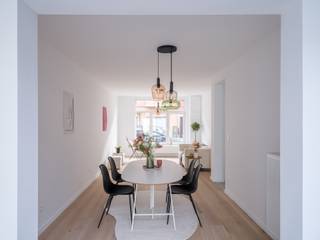 Recent gerenoveerde woning in Jos Verdergemstraat 105!Mobiscore: 9,3/10 – TOP liggingEPC-score: BDeze volledig gerenoveerde woning (2025) bevindt...