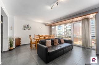 Te koop: gerenoveerd appartement in het centrum van Koksijde, op de Koninklijke Baan, nabij alle voorzieningen en met vrij zicht.Dit appartement,...