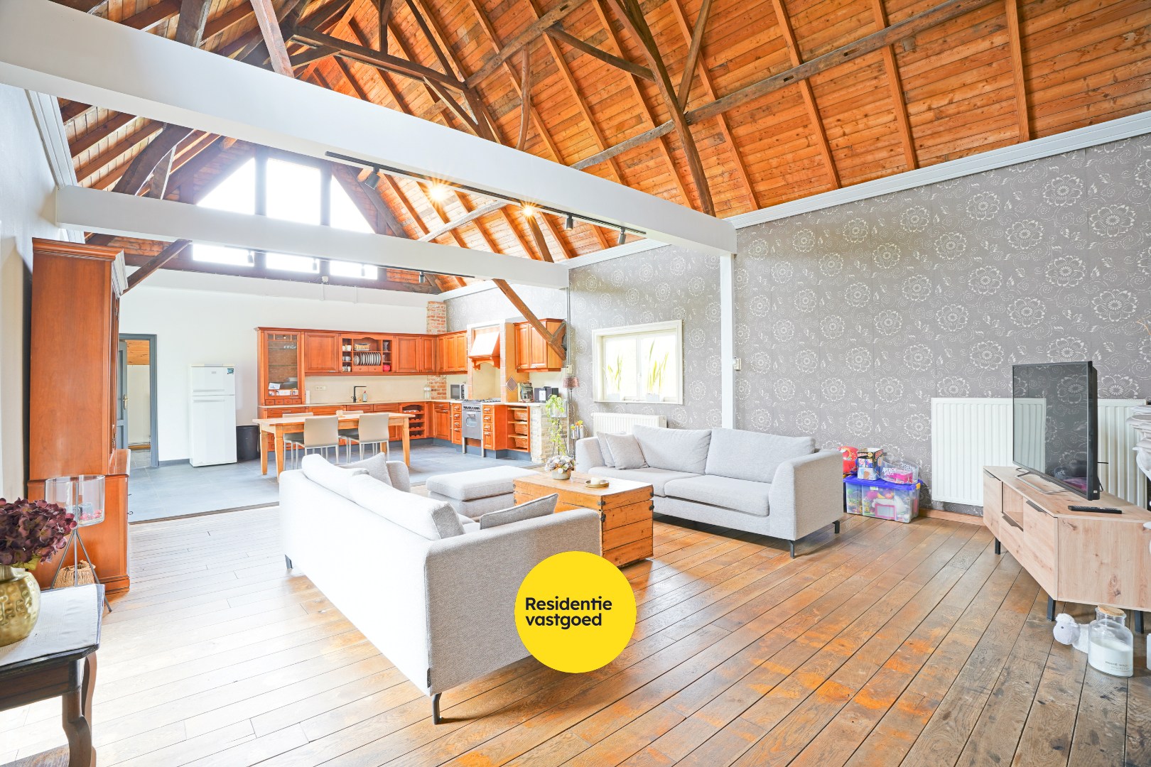 Ruime open bebouwing met prachtige verzichten op 3858 m². - foto 5