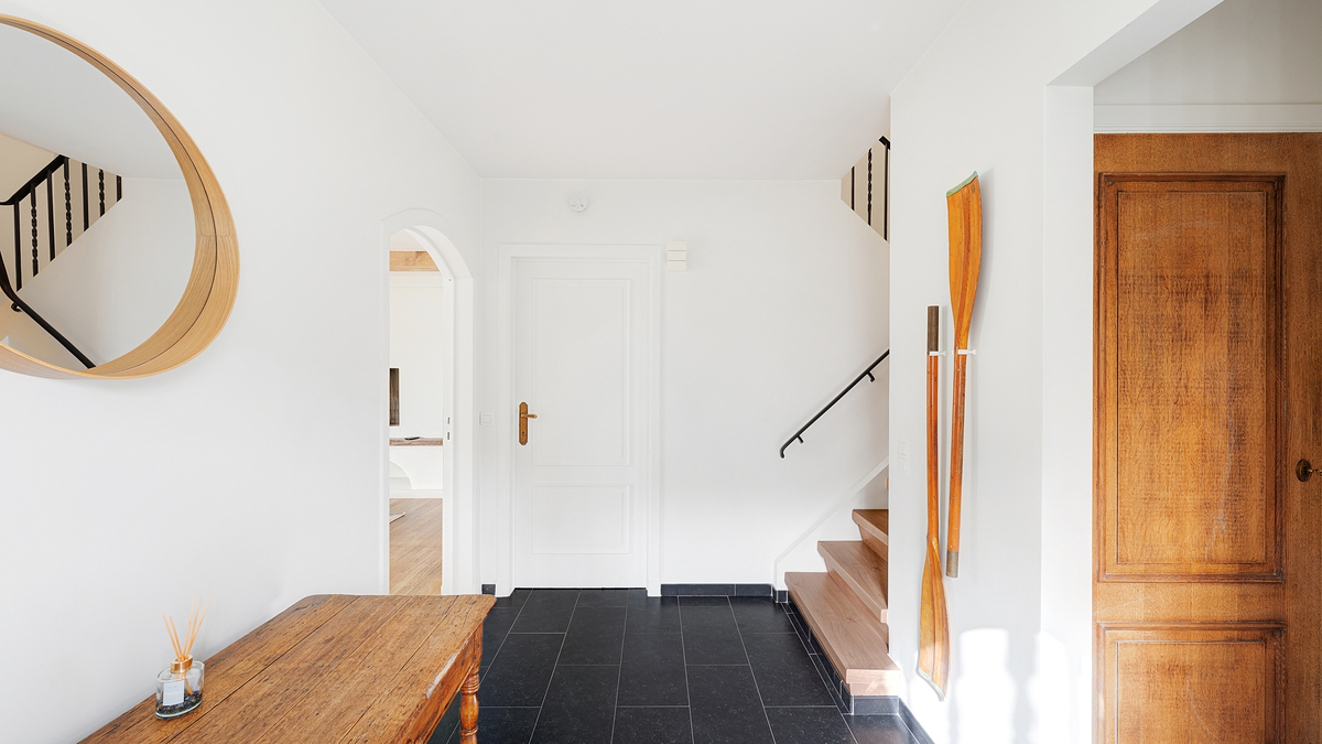 Subliem gerenoveerde koppelvilla op 150m van het strand te koop! - foto 2