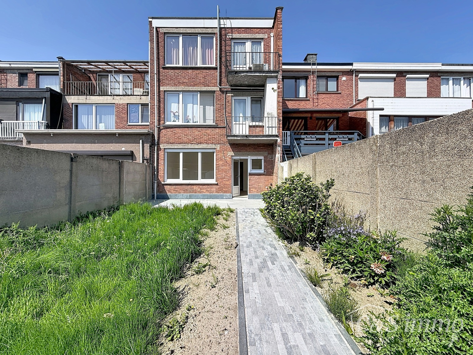Luxueus 2- slaapkamerappartement met tuin - foto 5