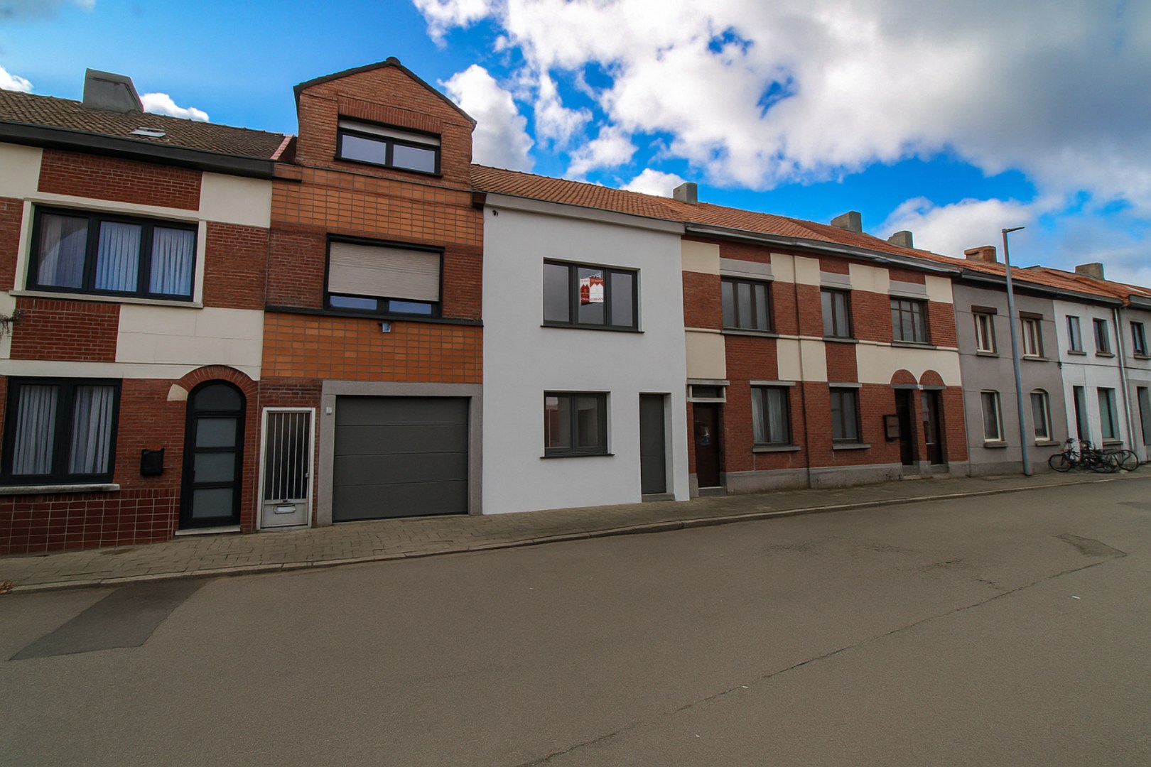 Maison à vendre à Saint-Nicolas avec 4 chambres - photo 1