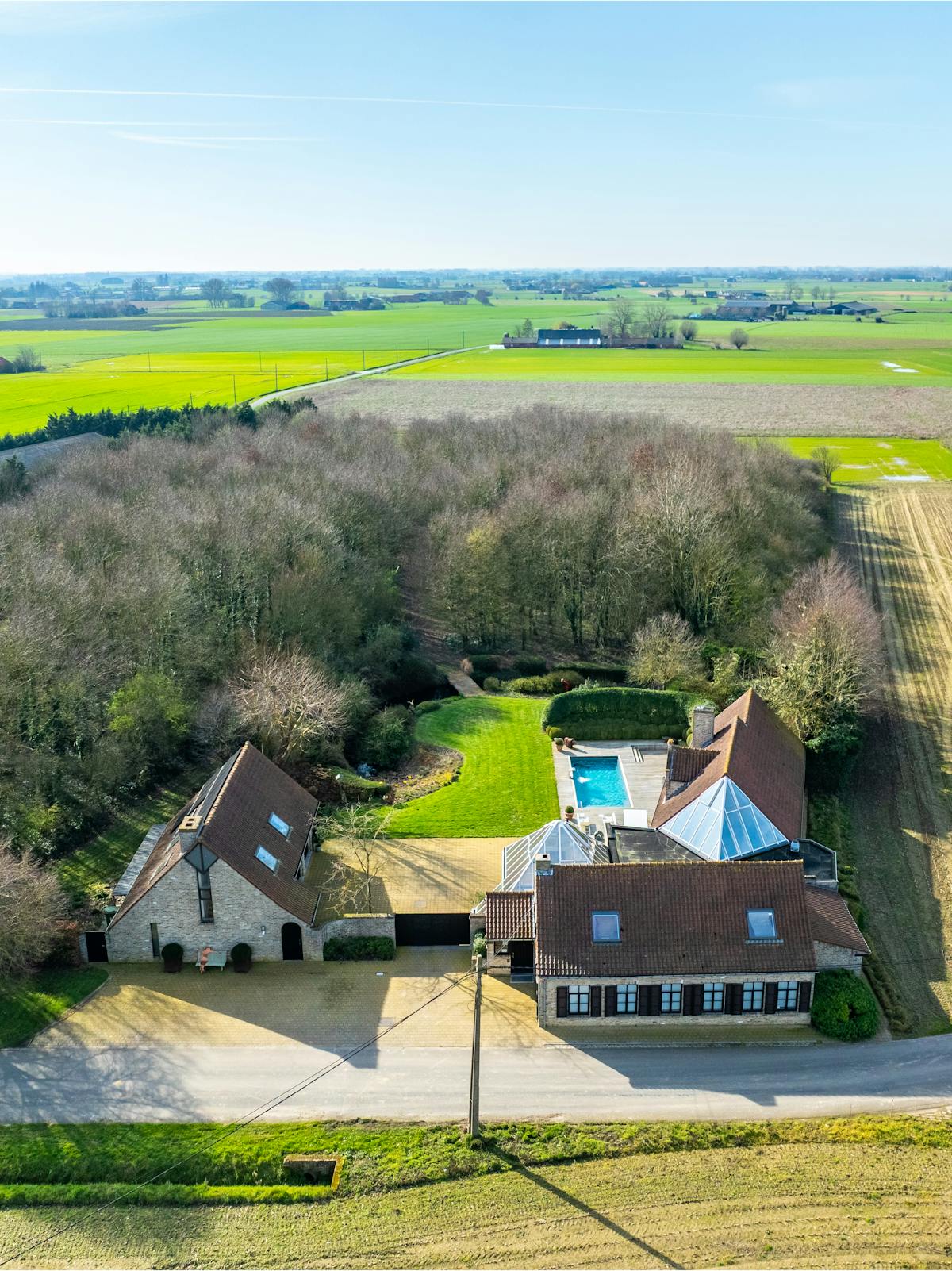 Exclusieve villa met tuin en zwembad op 1,6 ha in Krombeke - foto 4