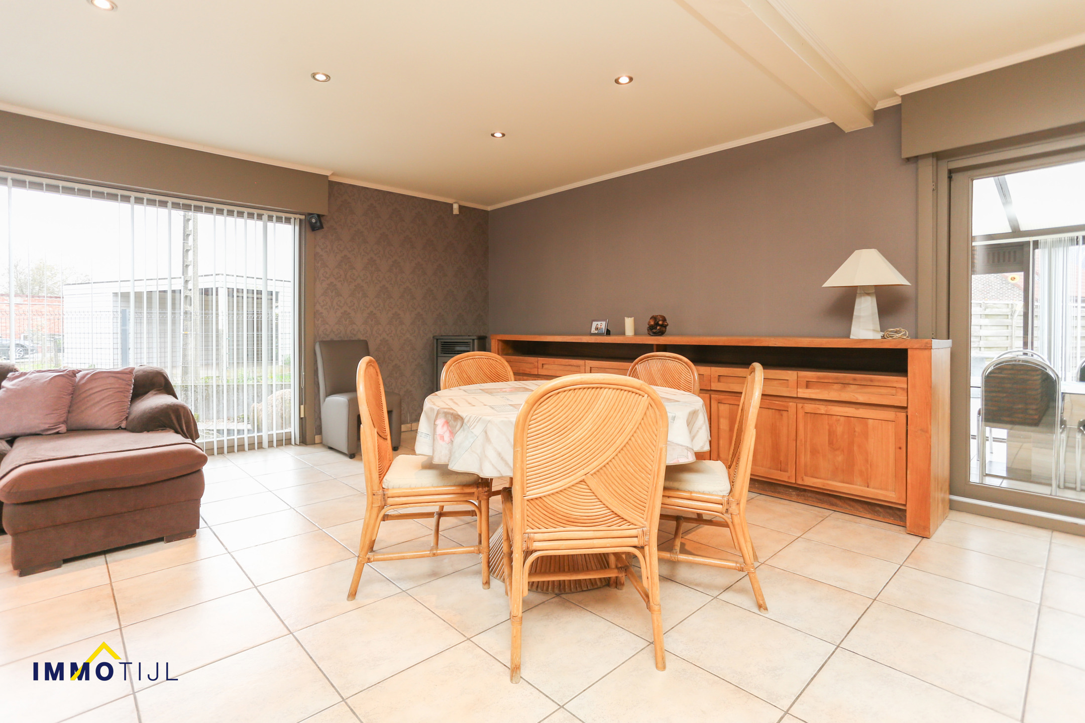 Fraaie woning met loods/magazijn op 10are te Dendermonde. - foto 5