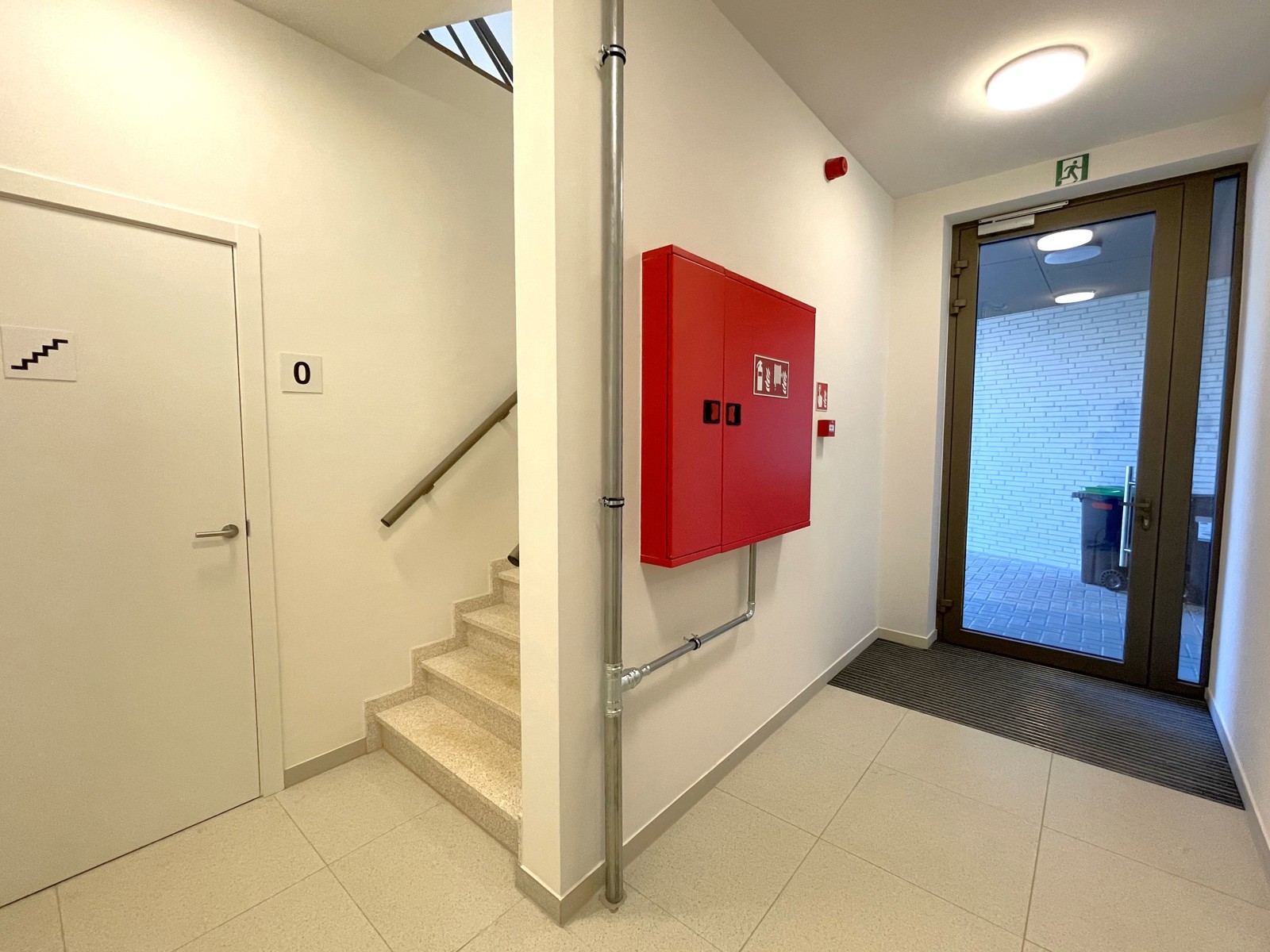 Appartement à vendre à Heist-Op-Den-Berg avec 3 chambres - photo 2