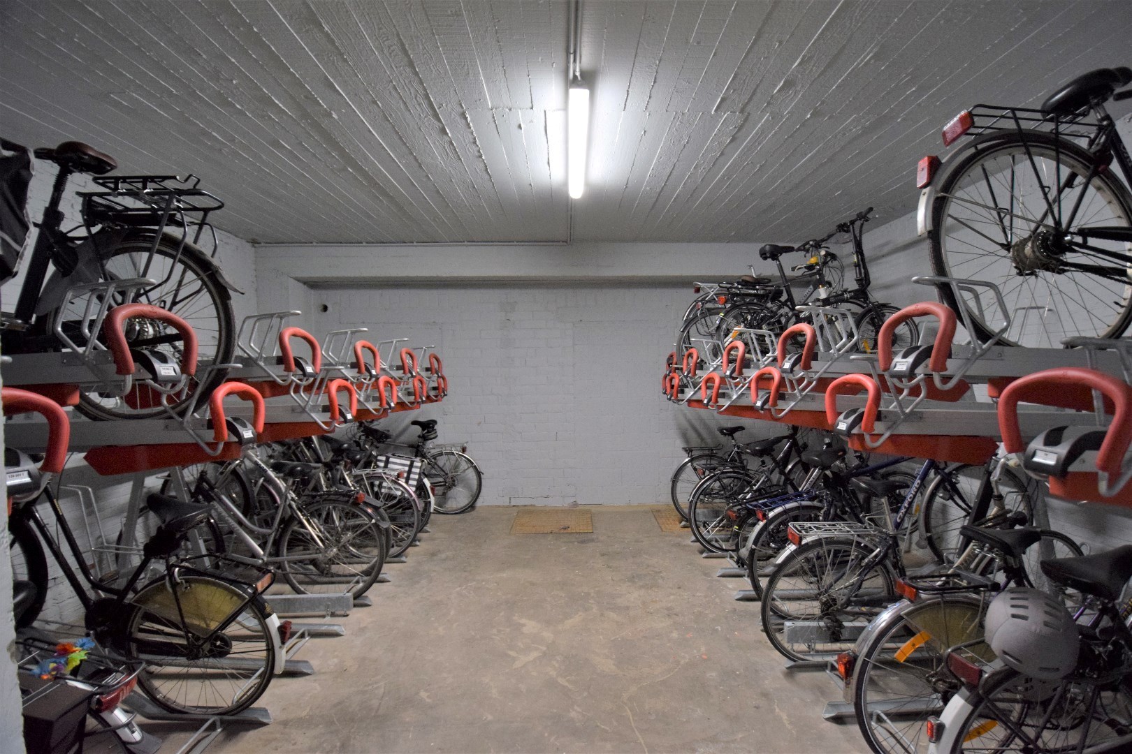 Moderne studio op topligging te Gent centrum met ondergrondse parking - foto 5