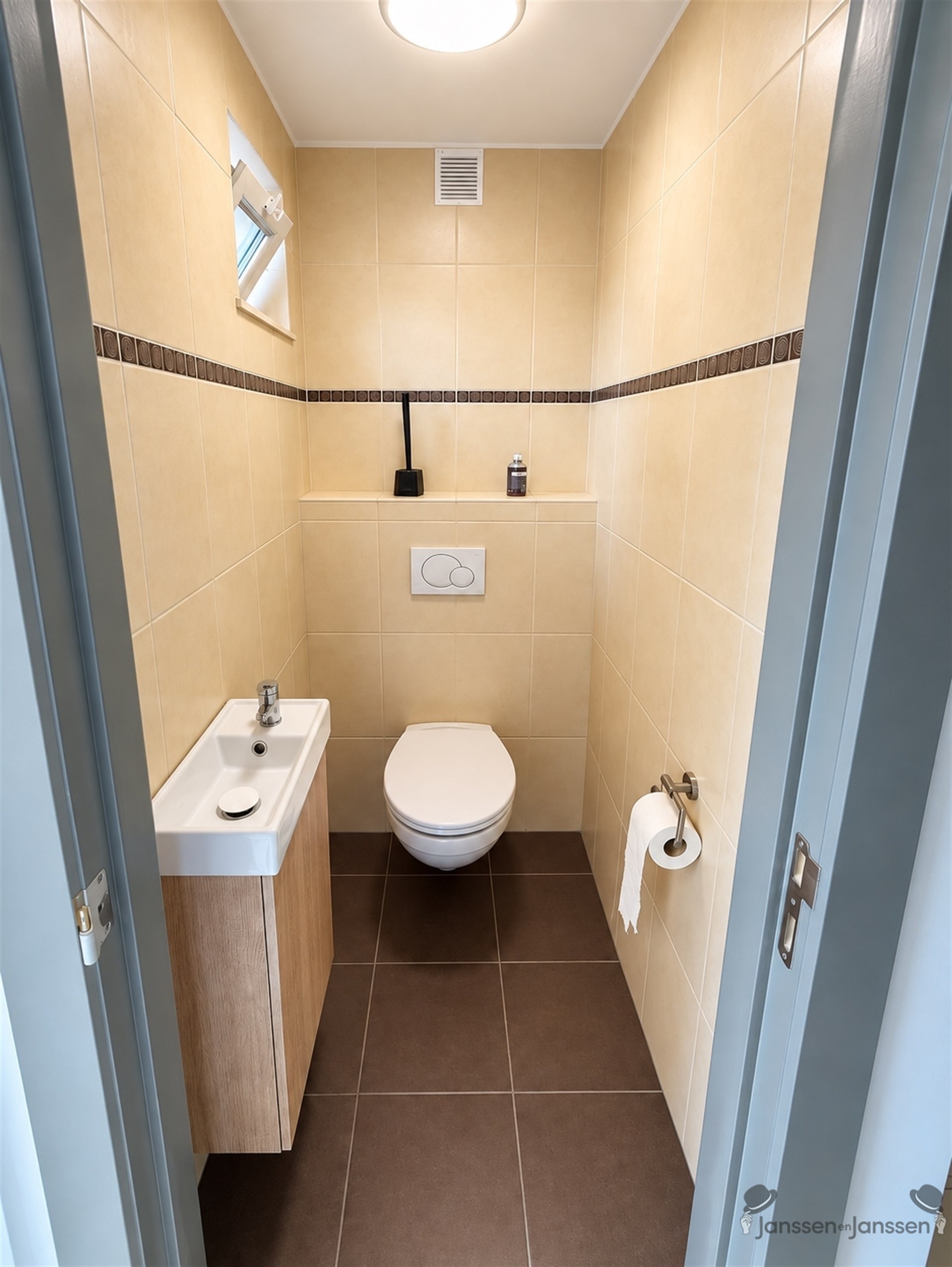 house - photo 4