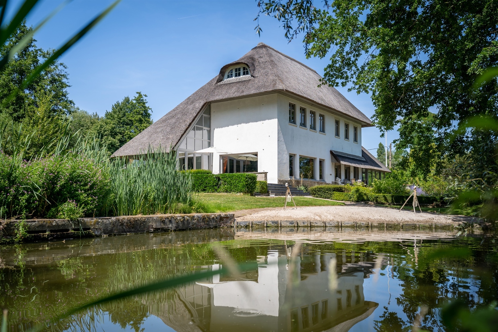 Uniek en karaktervol woon-werkproject nabij Leuven. - foto 1