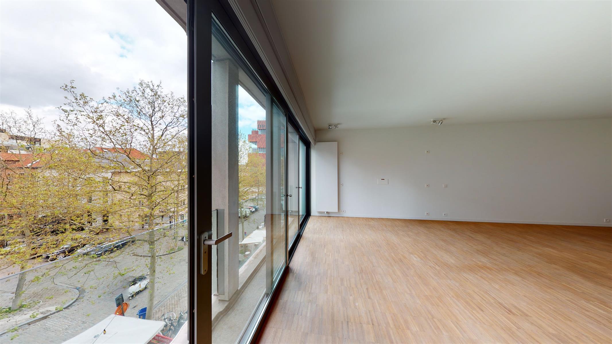 ANTWERPEN - Royaal appartement in een kleinschalig gebouw - foto 2