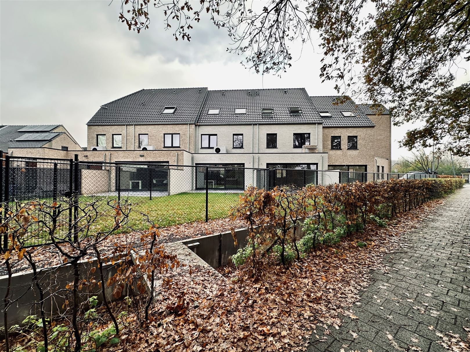 Charmante nieuwbouw met vier slaapkamers - foto 4