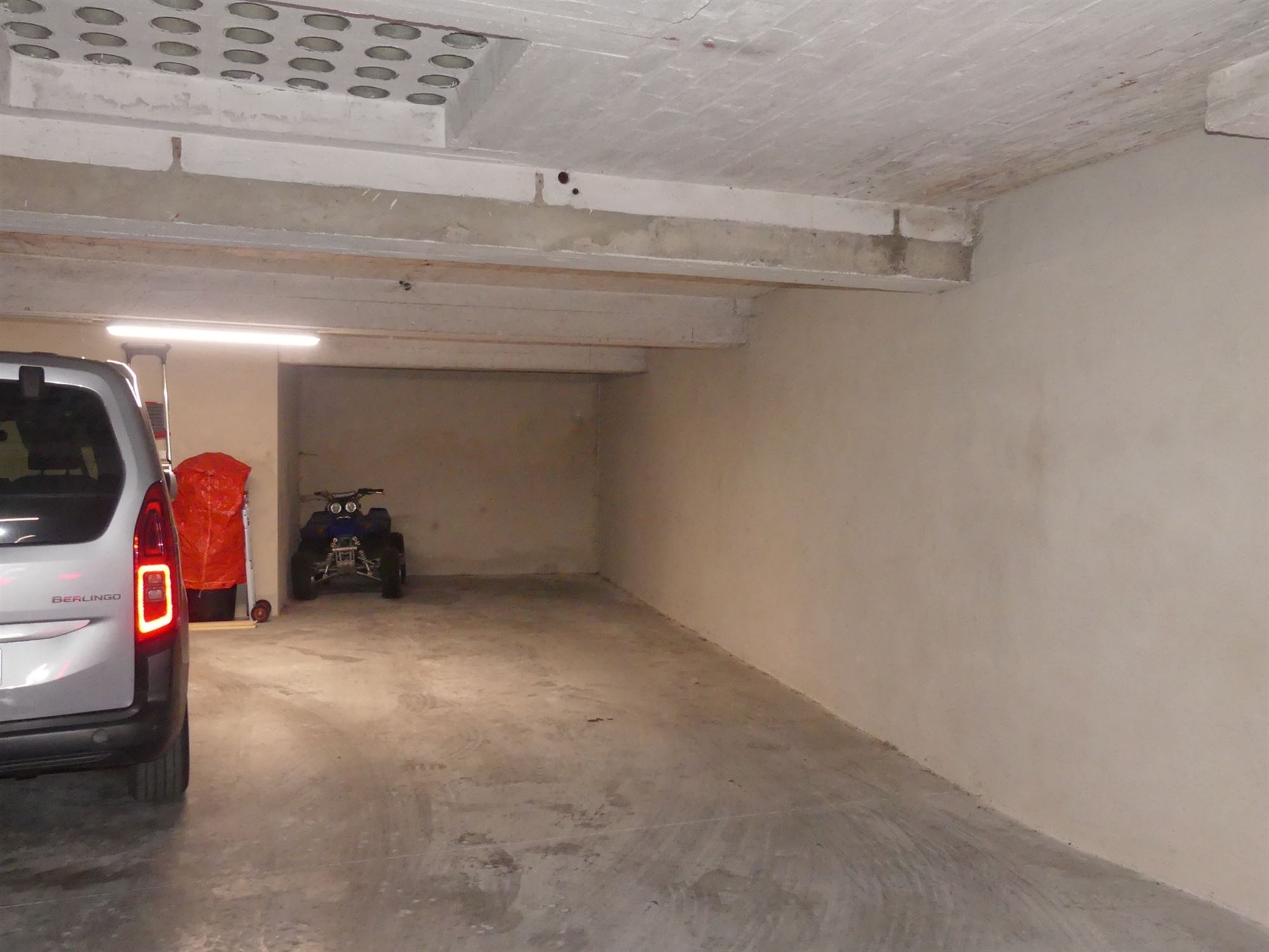 Dubbele autostandplaats op slechts 100 m van de Grote Markt - foto 2