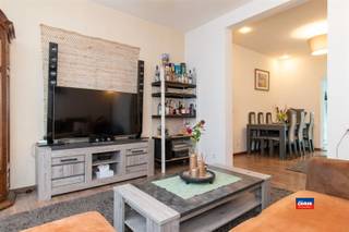 HOBOKEN | INSTAPKLARE WONING MET TWEE SLAAPKAMERS EN GEZELLIGE TUIN OP EEN TOTALE GRONDOPPERVLAKTE VAN 151m² | EPC 359 |Indeling als volgt :...