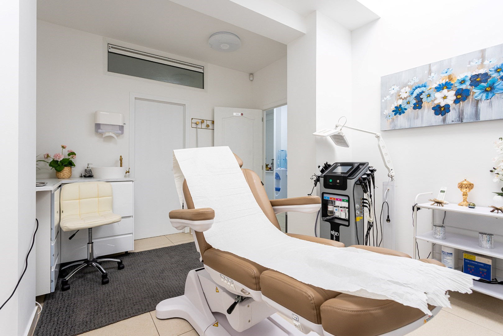 Handelsgelijkvloers of kantoorruimte met centrale ligging! - foto 4