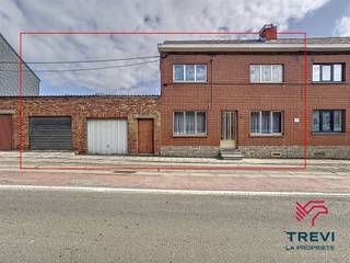 À vendre à Chapelle-lez-Herlaimont : maison à rénover avec énormément de potentiel, idéale pour un projet d’investissement ou une...