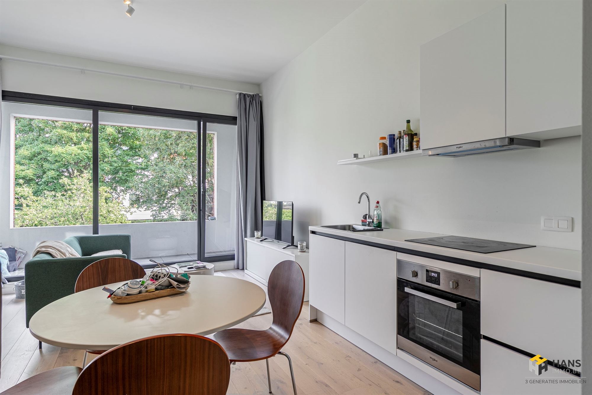 Gerenoveerde studio (43 m²) met terras (4 m²) in Antwerpen (2060). - foto 2