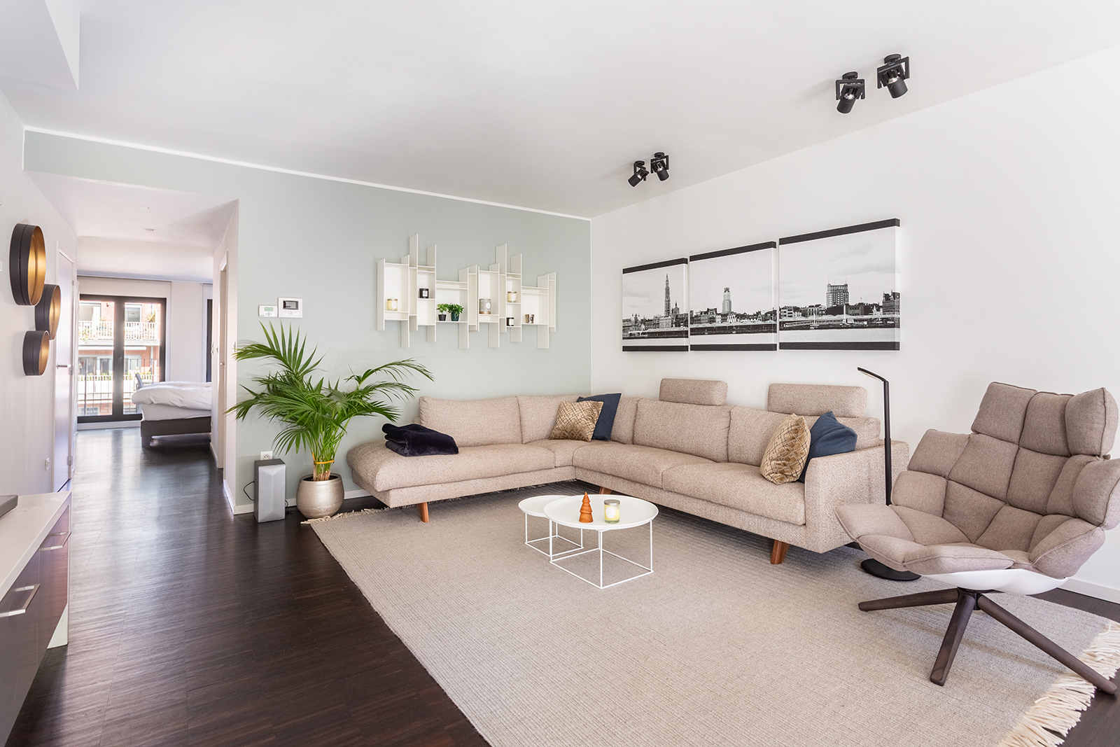 Luxueus en gemeubeld appartement met twee terrassen en parking op het Zuid - foto 2