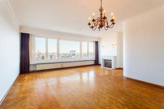 Dit instapklaar appartement van ca 97 m² is ideaal gelegen in de rustige wijk Valaar in Wilrijk. Op wandelafstand bevinden zich supermarkten,...