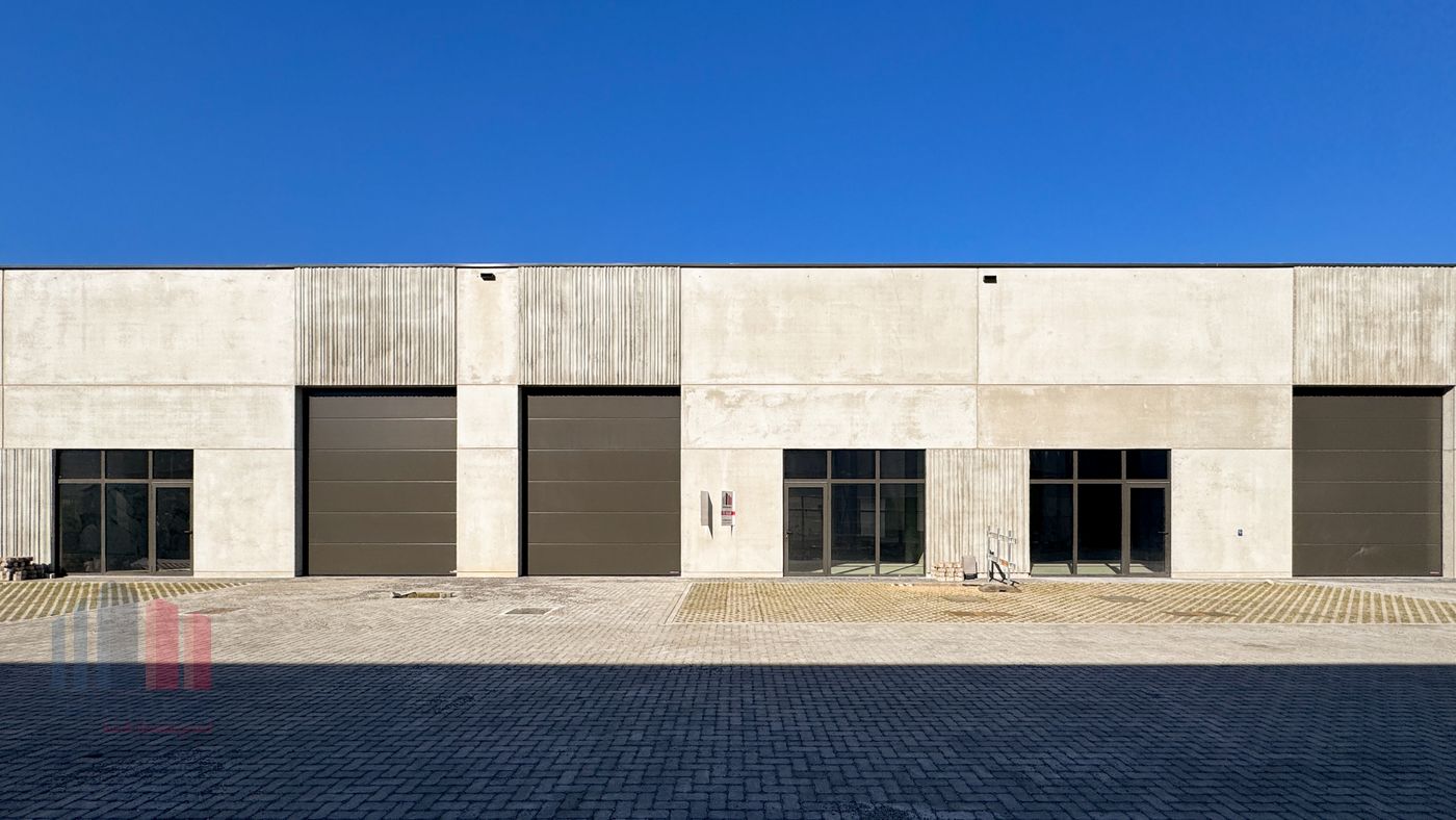 480 m² new-build SME unit for rent along Brusselbaan - photo 1