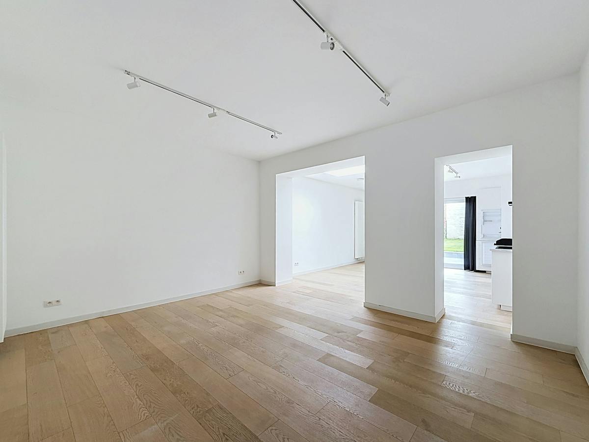 Toffe woning met leuke tuin te huur in Kortrijk! - foto 4